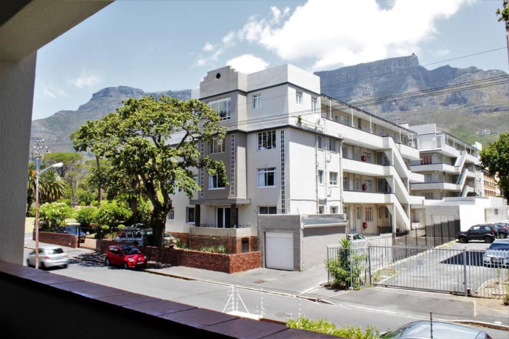 Table Mountain Views, Modern,Lots Of Natural Light, With Parking Cidade Do Cabo Exterior foto